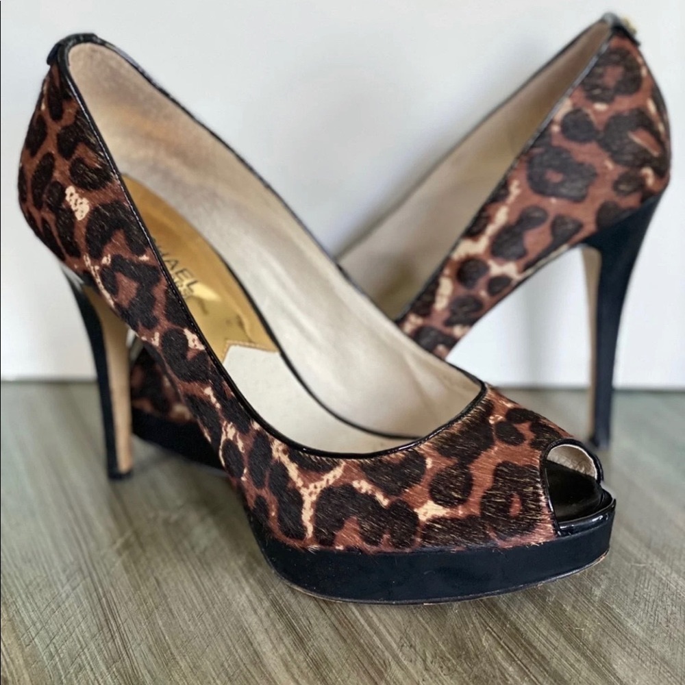 Michael Kors Peep Toe Pump